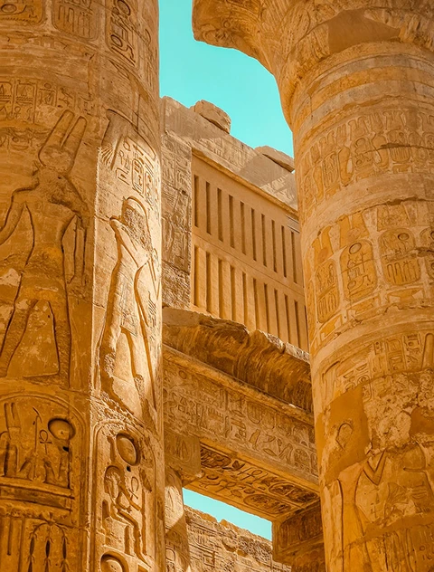 Trabajamos con guías expertos en historia y cultura egipcia